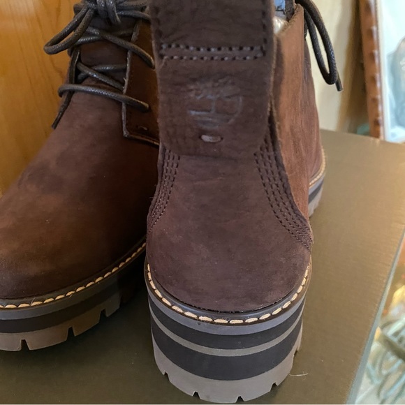 Timberland Shoes - TIMBERLAND COURMAYEUR VALLEY DESERT CHUKKA LUG SOLE BOOTIES SIZE US 7 / EU 38